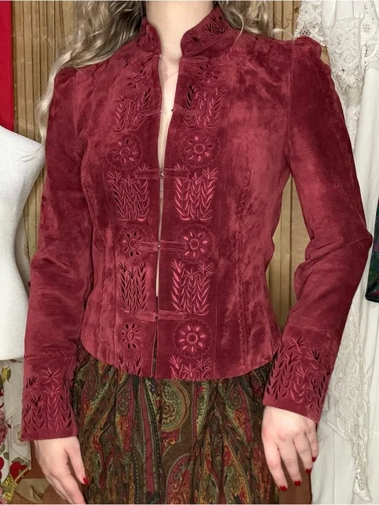 Vintage 90’s Women's Leather Jacket - Burgundy - Picture 2 of 8